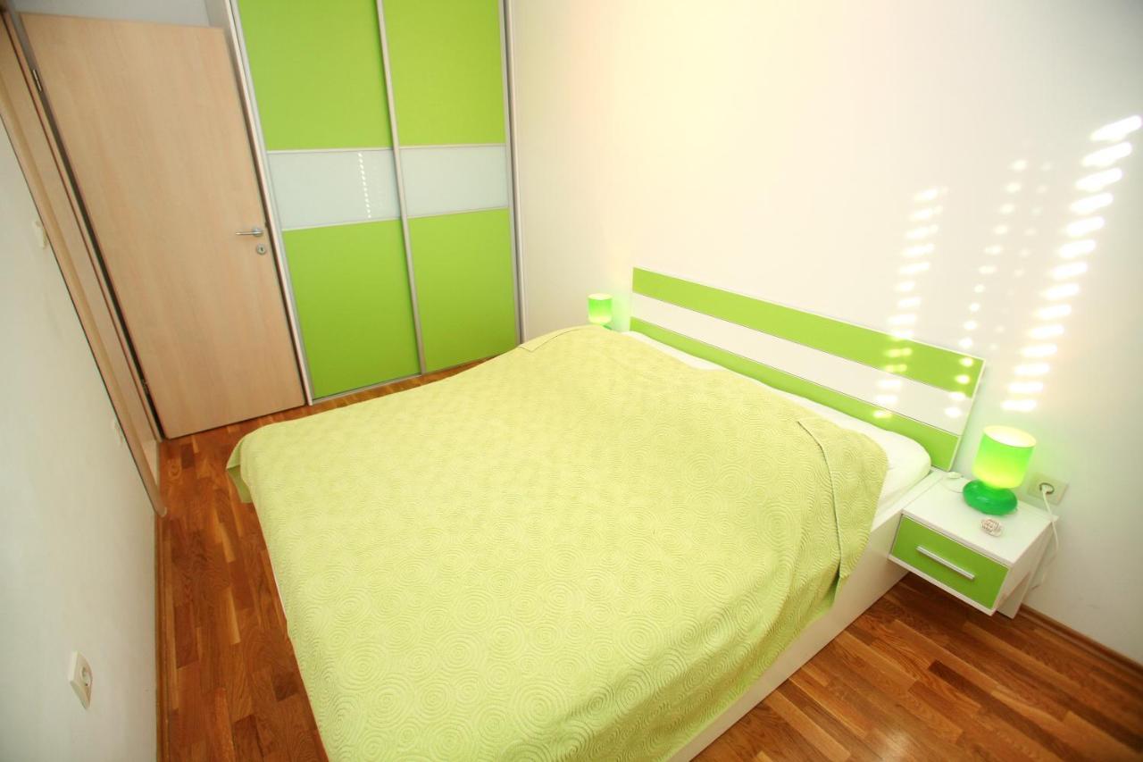 Apartments Nakir Slatine Cameră foto