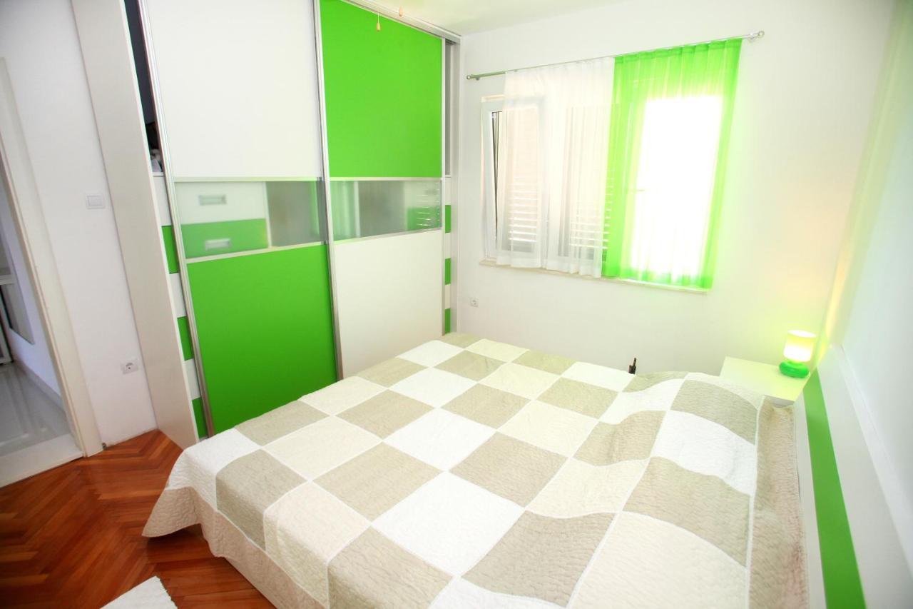 Apartments Nakir Slatine Cameră foto